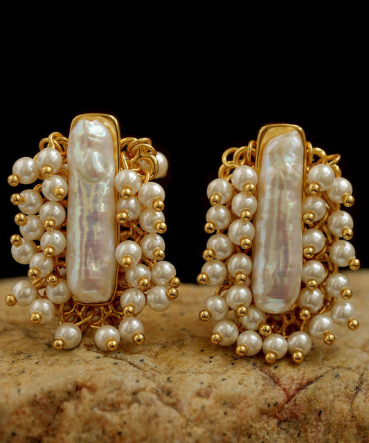 Boucles d'oreilles à tige en perles surdorées en cuivre doré Art Gold - Urbann-Vibe