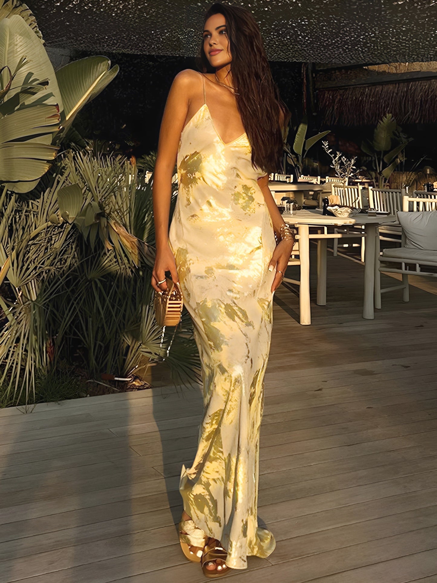Urbann-Vibe satin evening dress in elegant silk-look fabric with deep V-neck and spaghetti straps