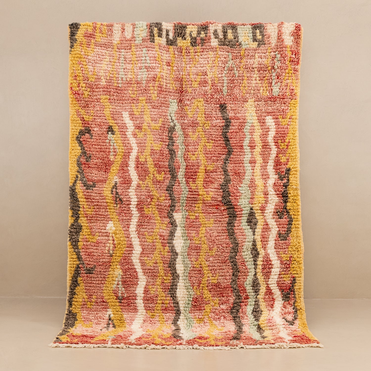 Pia - vintage boujad rug - Urbann-Vibe