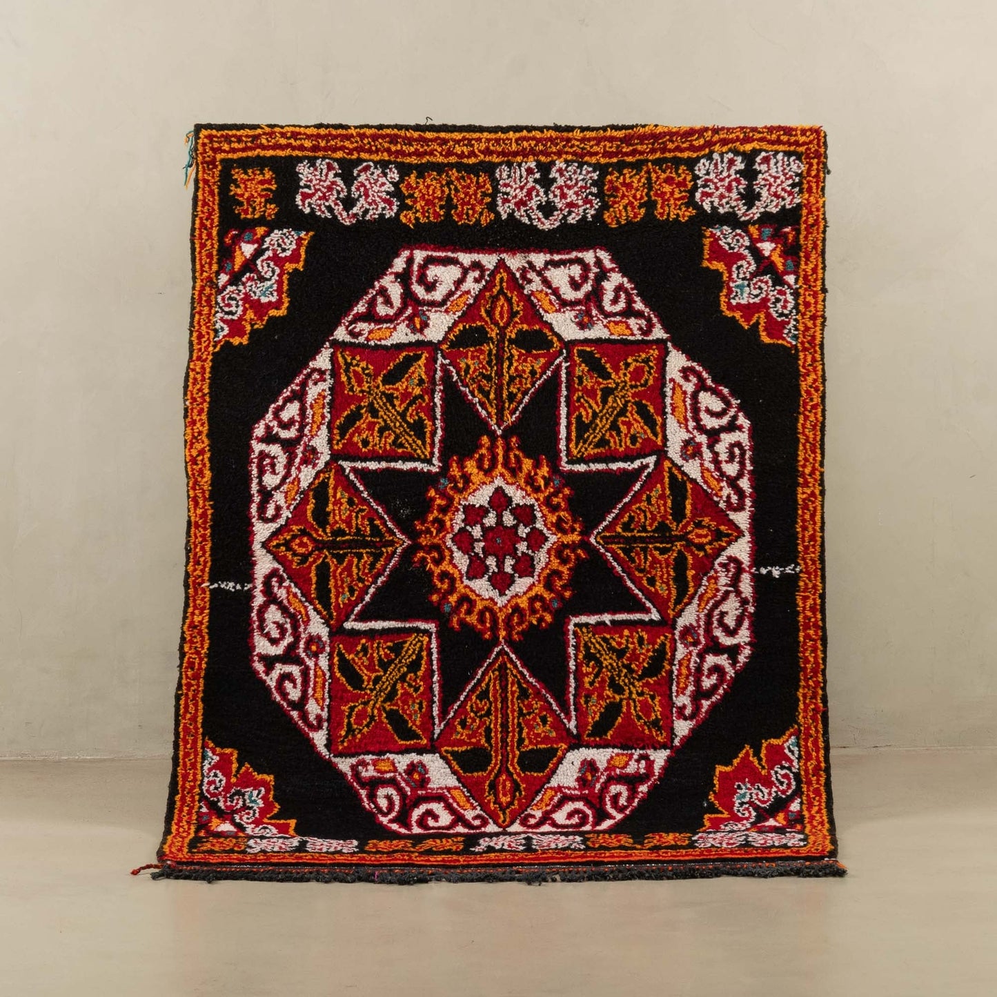 Faissal - vintage boujad rug - Urbann-Vibe