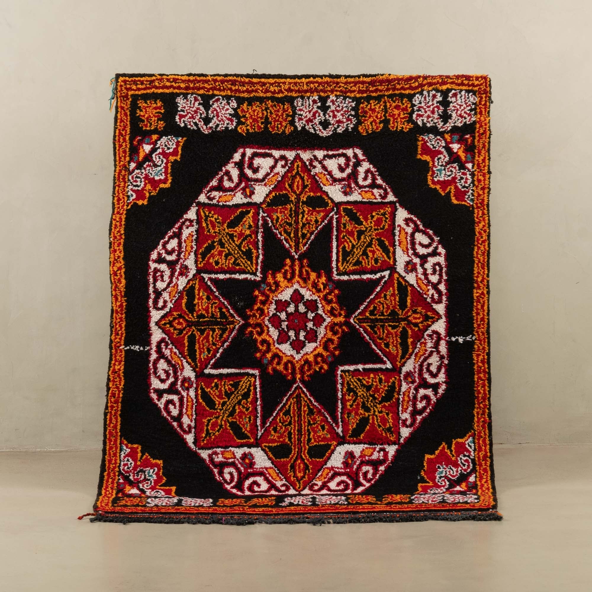 Faissal - vintage boujad rug - Urbann-Vibe