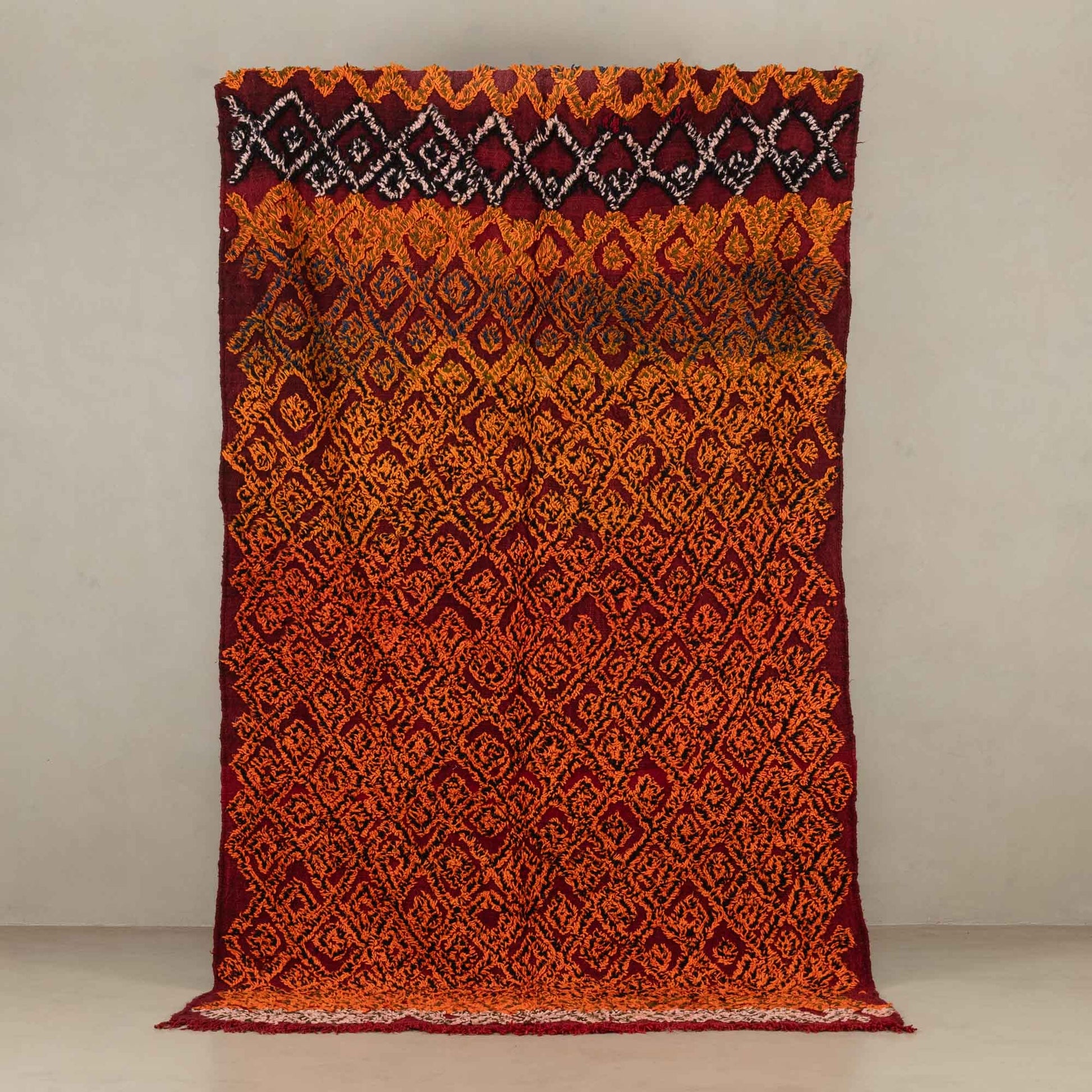 Nouhaila - vintage boujad rug - Urbann-Vibe