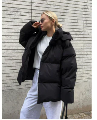 Women's oversized hooded down jacket warm lining cold weather cozy winter puffer coat