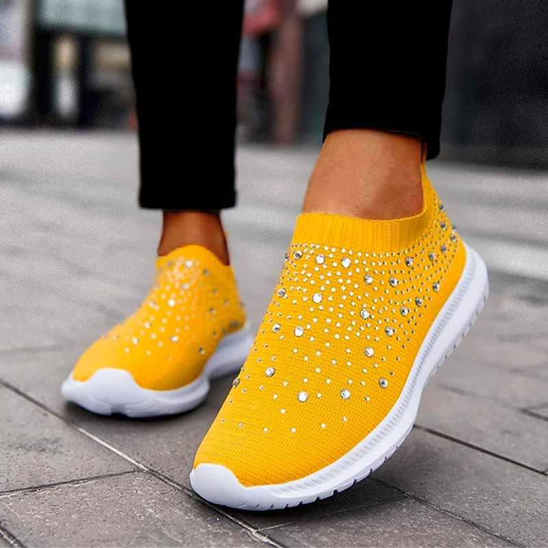 Women's slip-on orthopedic sneakers with padded sole, natural foot alignment support, and laceless comfort design