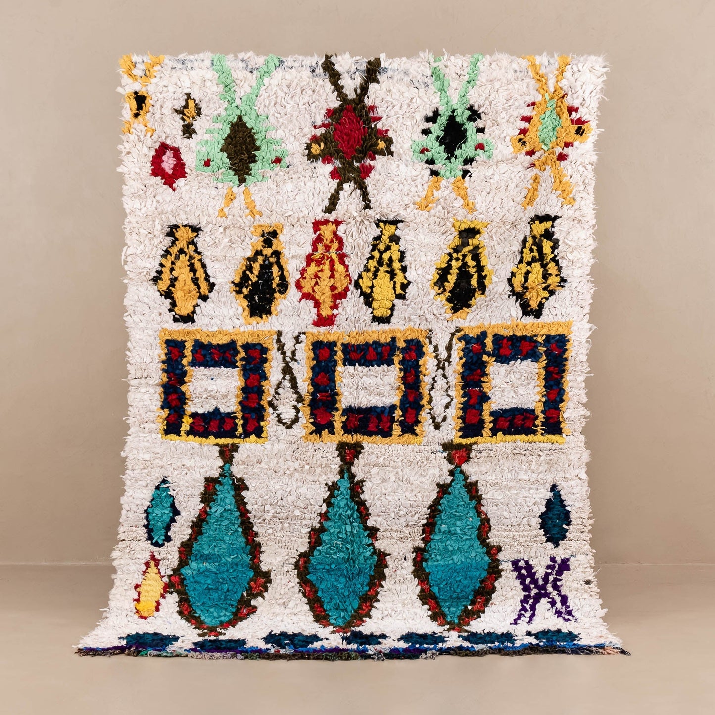 OuedLaou - vintage boucherouite rug - Urbann-Vibe