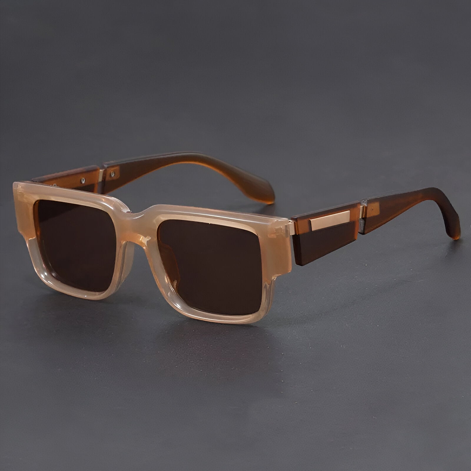Barron Edge bold square sunglasses with sleek side panel design for all-day confident wear