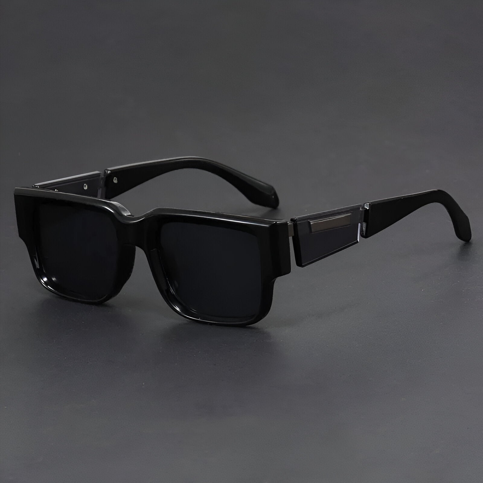 Barron Edge bold square sunglasses with sleek side panel design for all-day confident style
