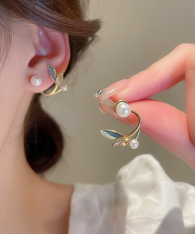 Magnifiques boucles d'oreilles créoles en cuivre doré avec zircons et perles en forme de feuille - Urbann-Vibe