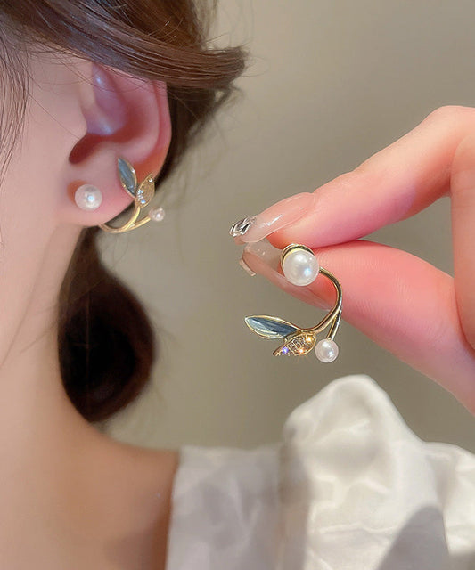 Magnifiques boucles d'oreilles créoles en cuivre doré avec zircons et perles en forme de feuille - Urbann-Vibe