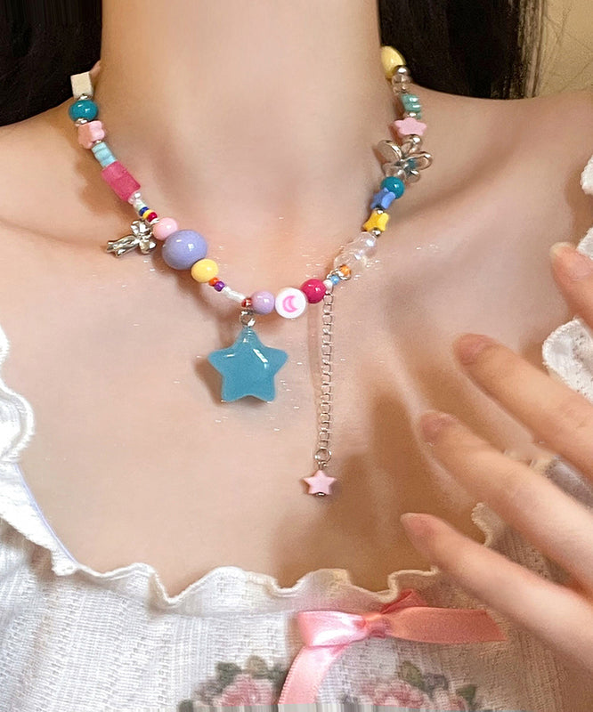 Magnifique collier avec pendentif en perles de résine et cuivre arc-en-ciel et pompon - Urbann-Vibe