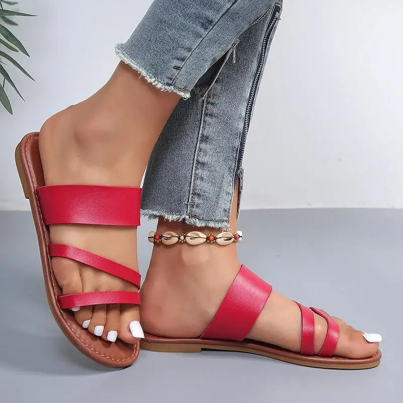 Women's adjustable strap sandals with soft cushioned footbed, versatile everyday style for casual and formal wear