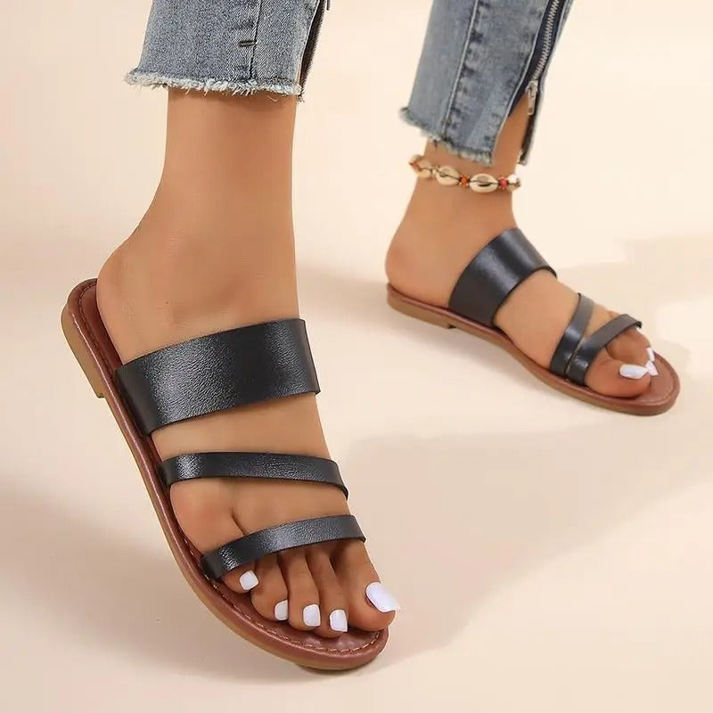 Women's adjustable strap sandals with soft cushioned footbed, versatile everyday style for casual and formal wear