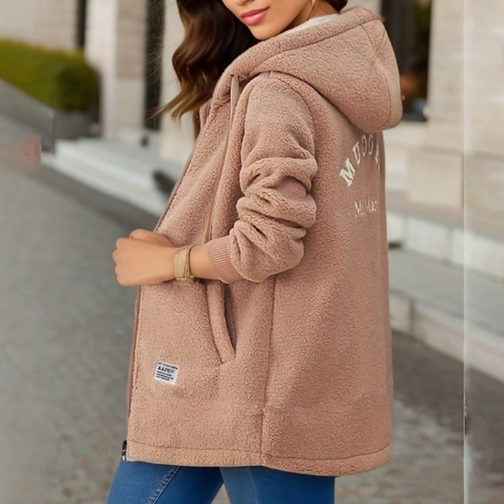 Women's warm fleece winter jacket cozy slim fit lightweight insulation versatile everyday style