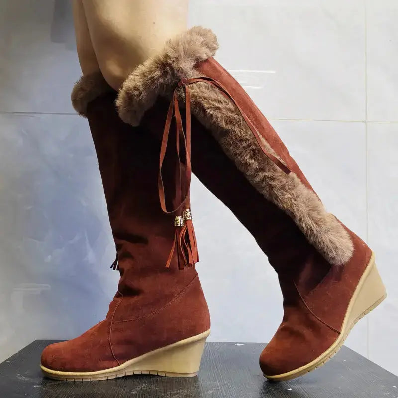 Women's knee-high winter combat boots, warm plush lining, synthetic leather, stylish everyday wear