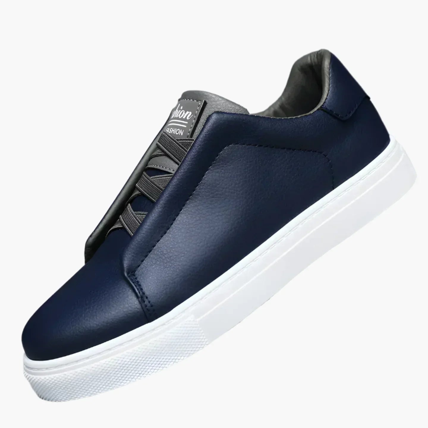 Men's classic minimalist white sneakers with subtle stitching, versatile business-casual everyday comfort