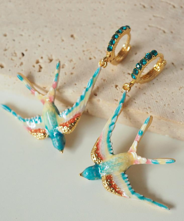 Boucles d'oreilles pendantes bohèmes en alliage de cuivre et émail avec pierres précieuses en forme d'hirondelle - Urbann-Vibe