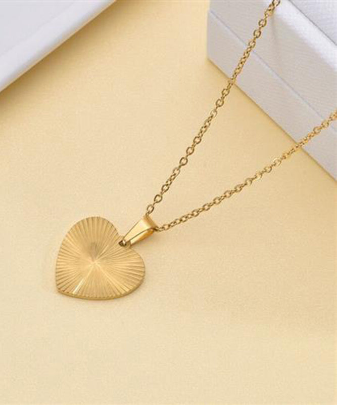 Collier Boho avec pendentif en alliage de métal doré et motif amour froissé - Urbann-Vibe
