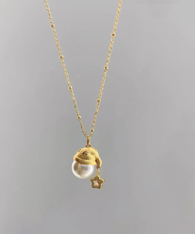 Collier avec pendentif étoile en forme de chapeau de Noël et perle en zircon surdoré en cuivre doré - Urbann-Vibe