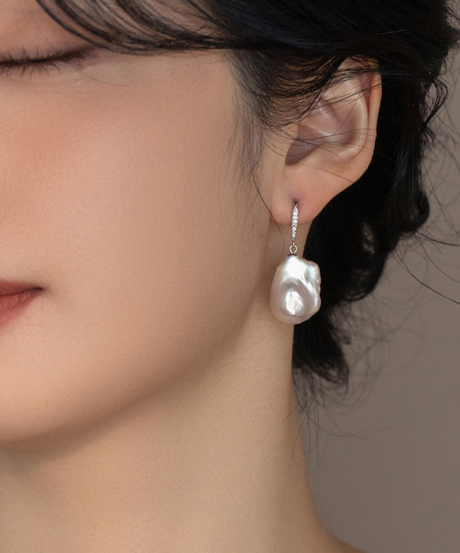 Boucles d'oreilles pendantes en argent sterling et perles blanches - Urbann-Vibe