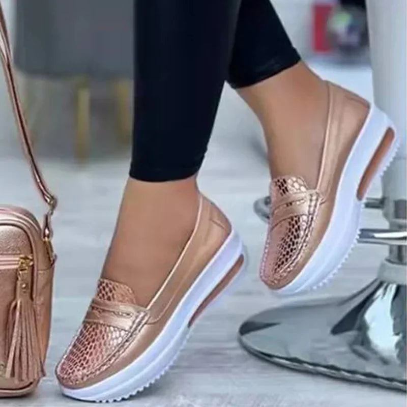 Women's breathable slip-on shoes round toe casual work flats lightweight everyday comfort