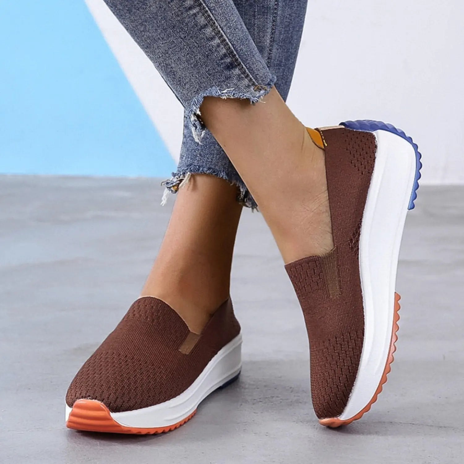 Women's breathable slip-on knit shoes lightweight cushioned sole everyday comfort casual style