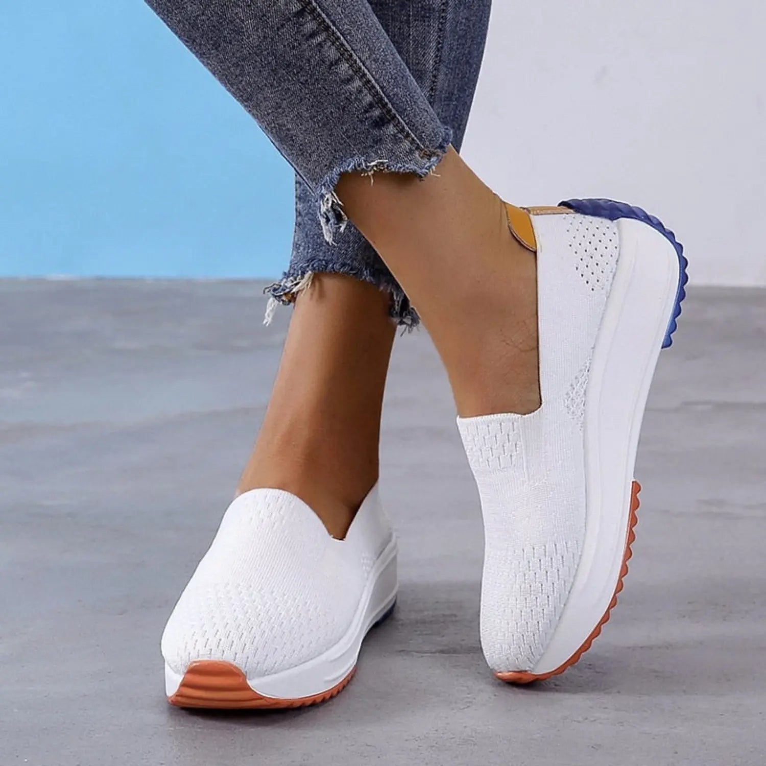 Women's breathable slip-on knit sneakers lightweight cushioned sole everyday comfort shoes