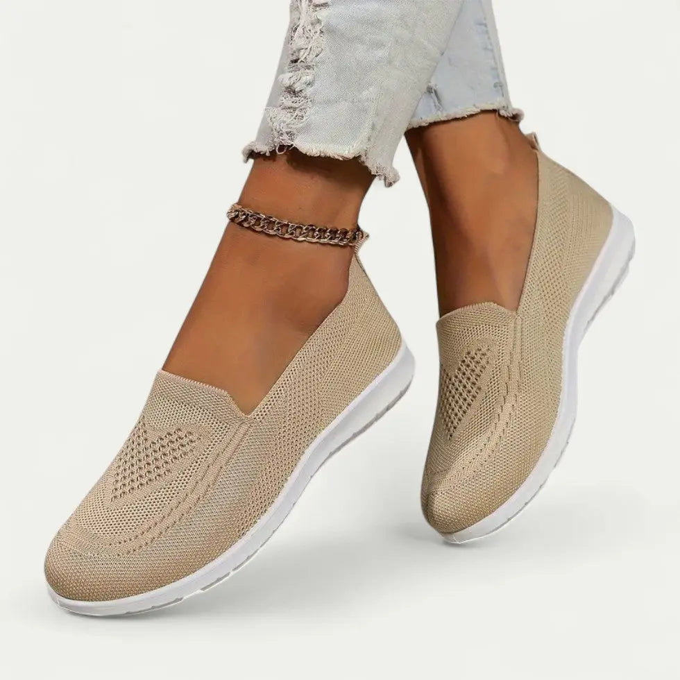 Women's breathable slip-on walking shoes with mesh upper, lightweight cushioned sole for all-day comfort