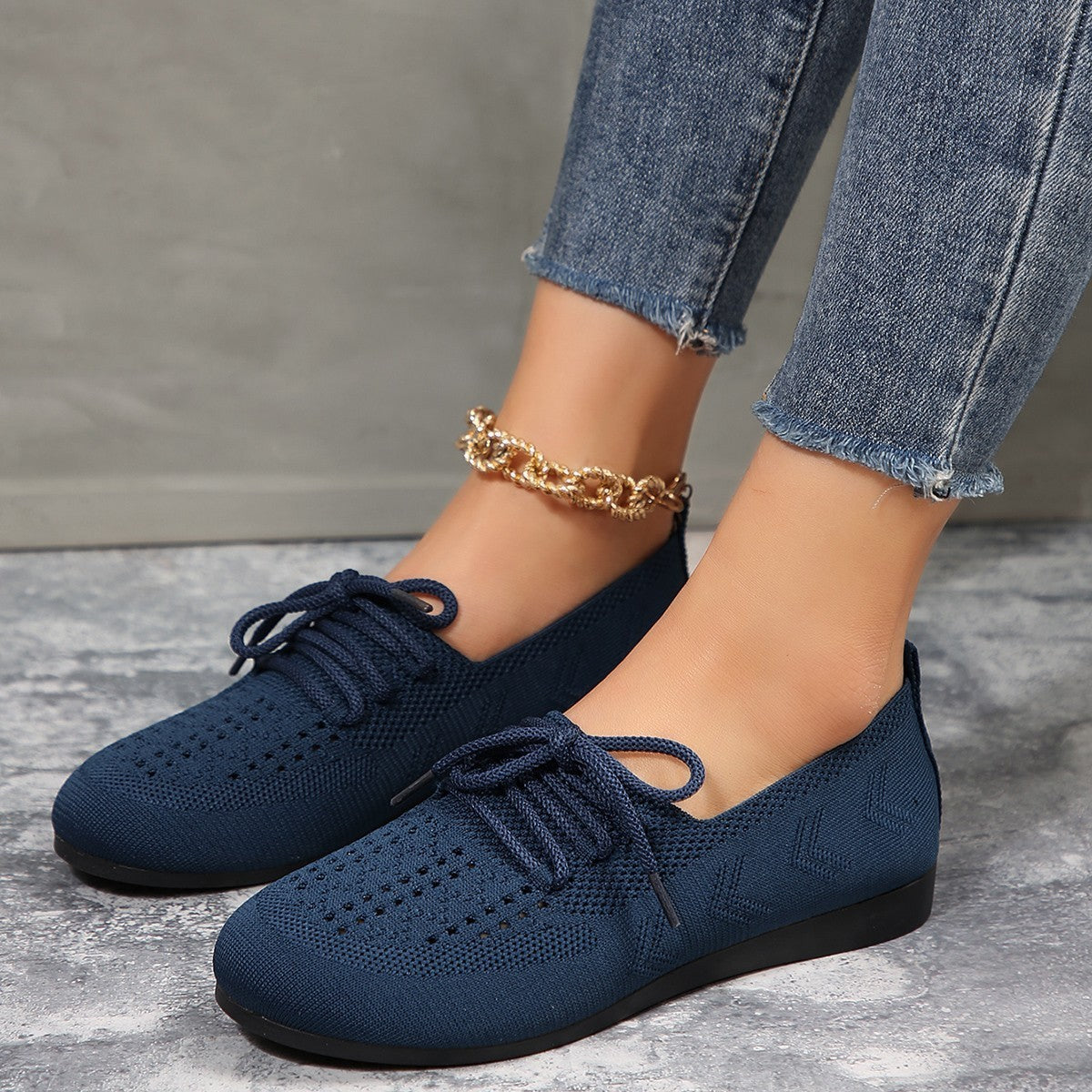 Women's breathable lace-up sneakers lightweight knit upper casual comfort everyday style