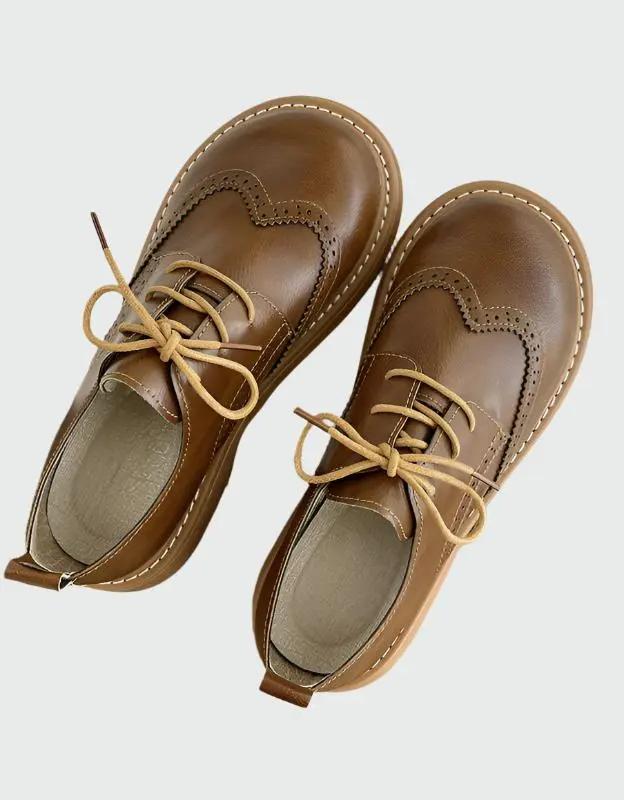 Women's wide-fit brogue Oxford shoes in classic tan leather with decorative perforated detailing