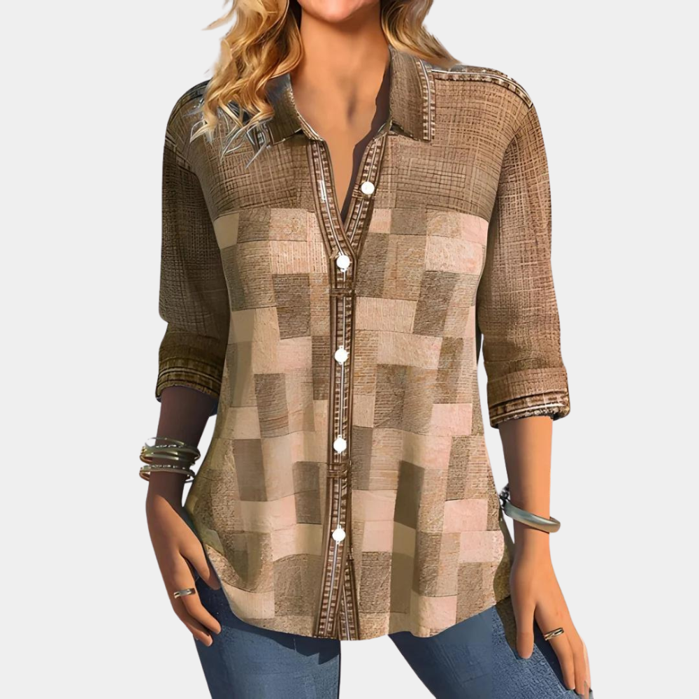 Women's relaxed-fit long-sleeve checked patchwork shirt with button closure for everyday comfort