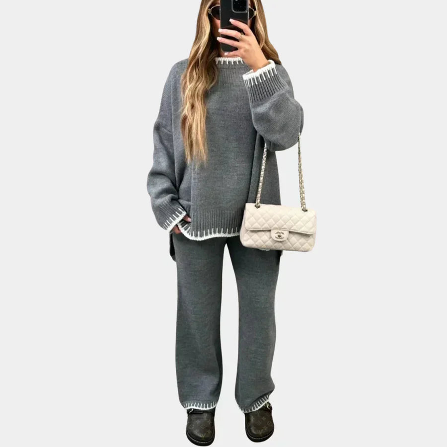 Women's knitted two-piece set beige tweed-inspired texture elegant chic sustainable easy care fit