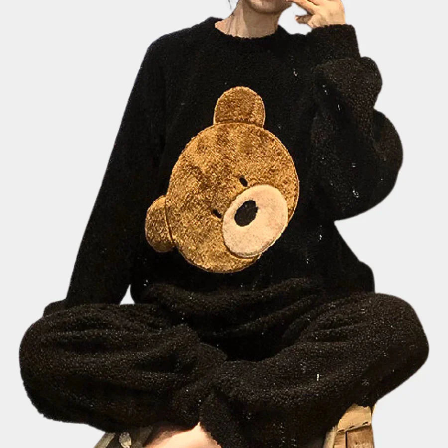 Women's two-piece matching set soft sustainable fabric relaxed modern fit comfortable everyday style