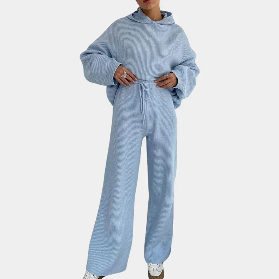 Women's Milla two-piece matching set, elegant coordinated top and bottom in sustainable fabric for everyday wear