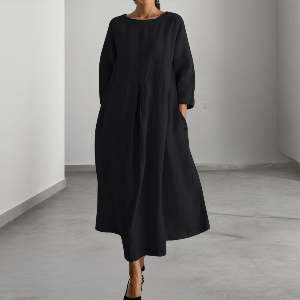 Women's loose fit lightweight cotton-blend dress with long sleeves, relaxed silhouette and functional pockets
