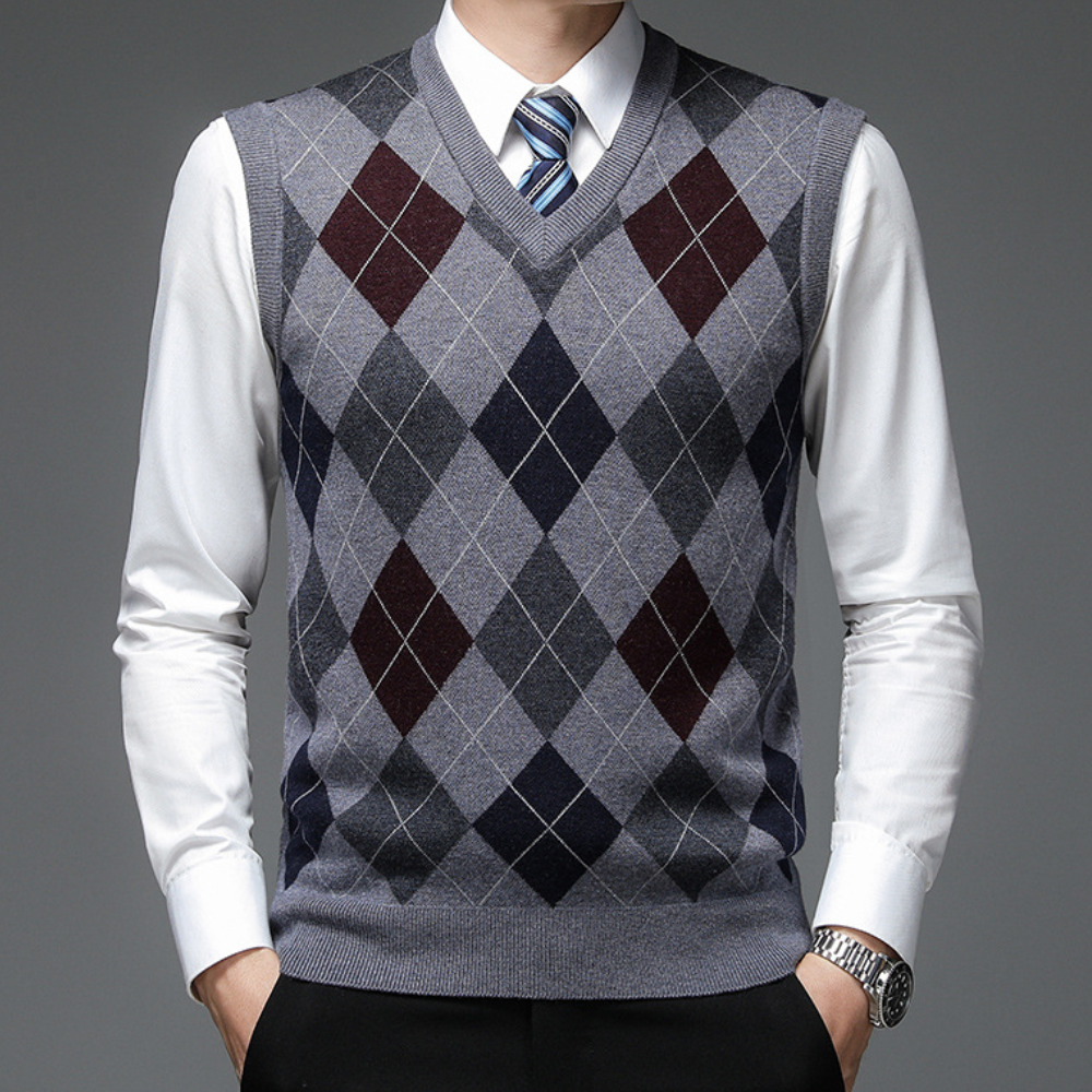 Men's argyle knitted sweater vest V-neck tailored fit versatile casual formal style