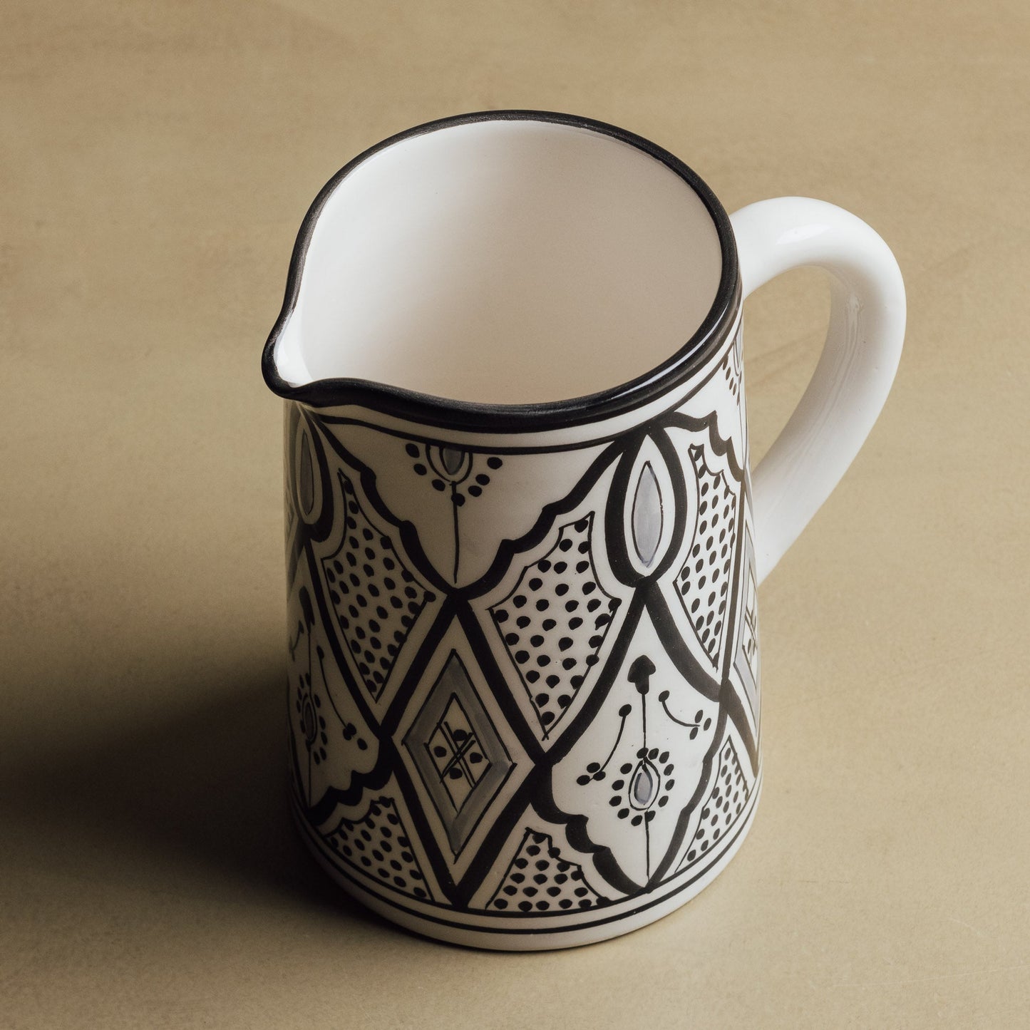 Fez Noir Carafe - Moroccan Table Art - Urbann-Vibe