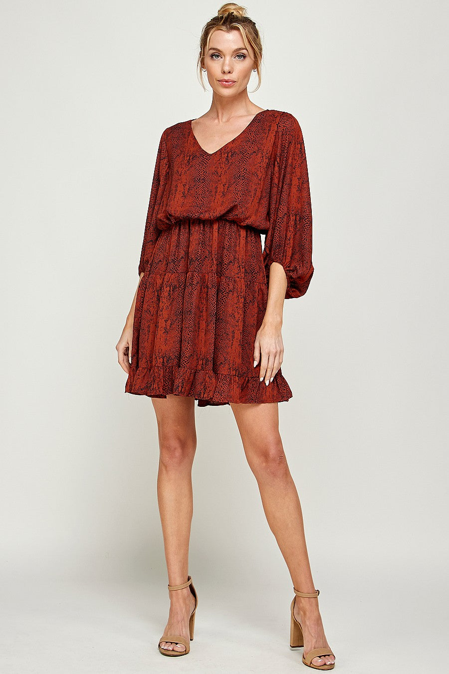 Women's short V-neck printed ruffled mini dress with delicate ruffle embellishments for casual chic style