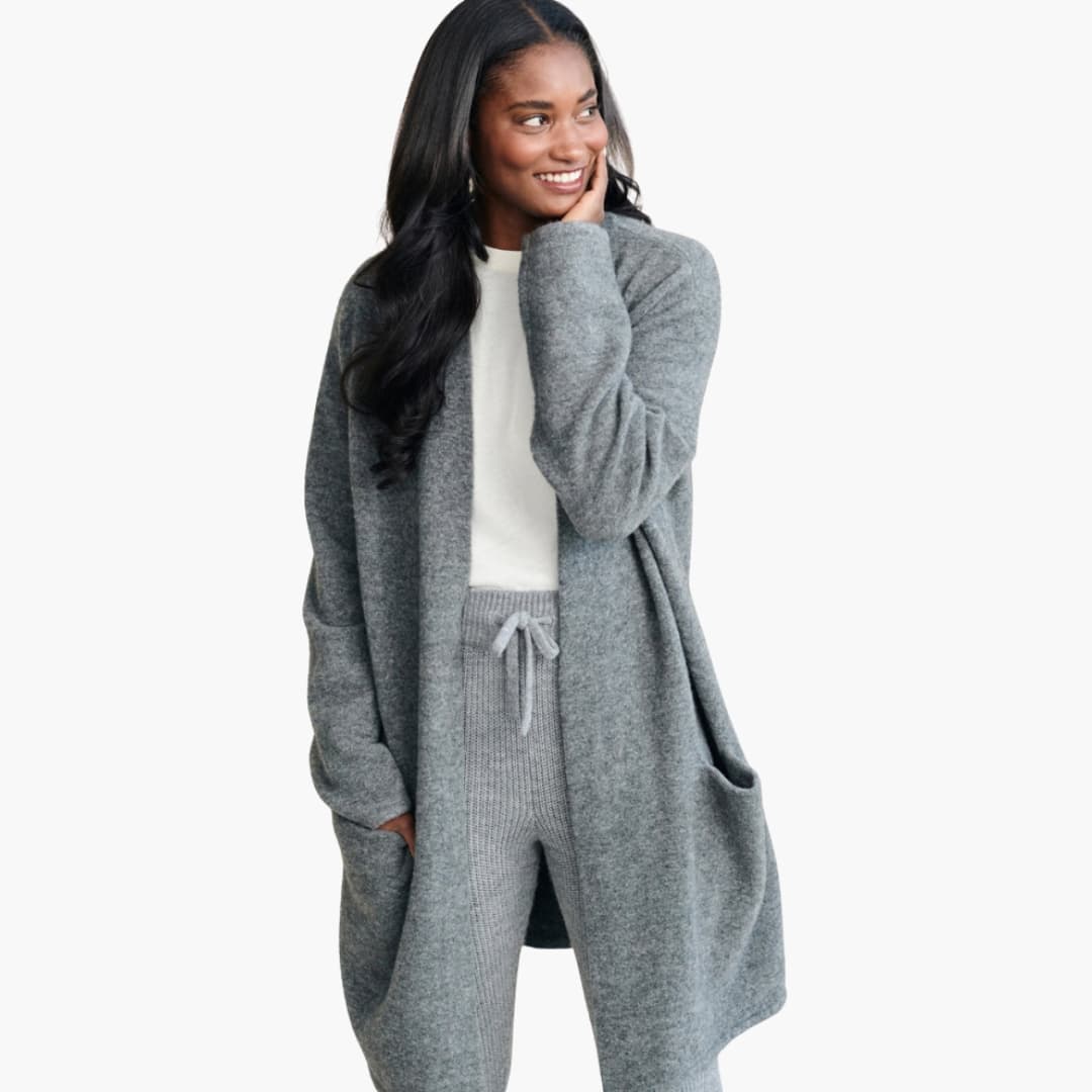 Women's longline open cardigan with side pockets, smooth minimalist design for work and everyday style
