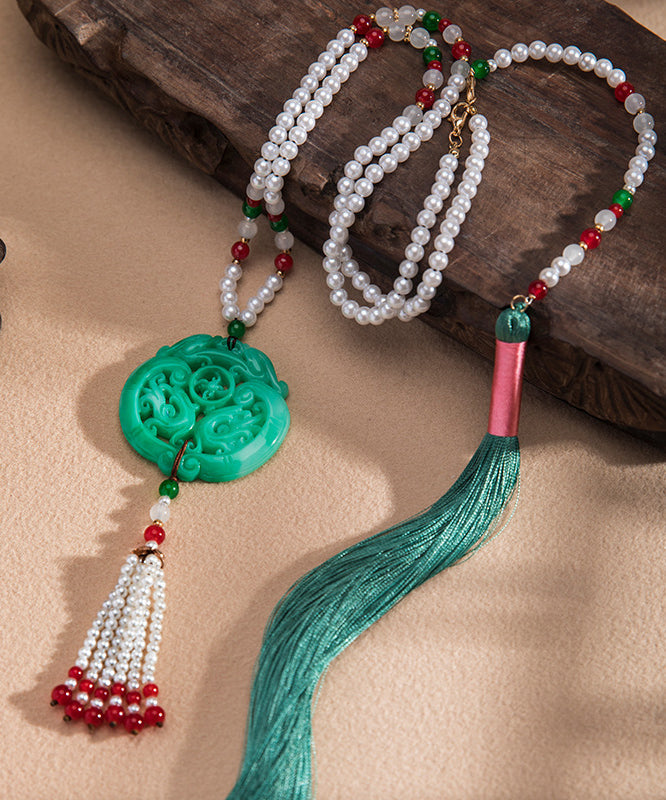 Collier décontracté avec pendentif pompon en perles de jade et alliage vert - Urbann-Vibe
