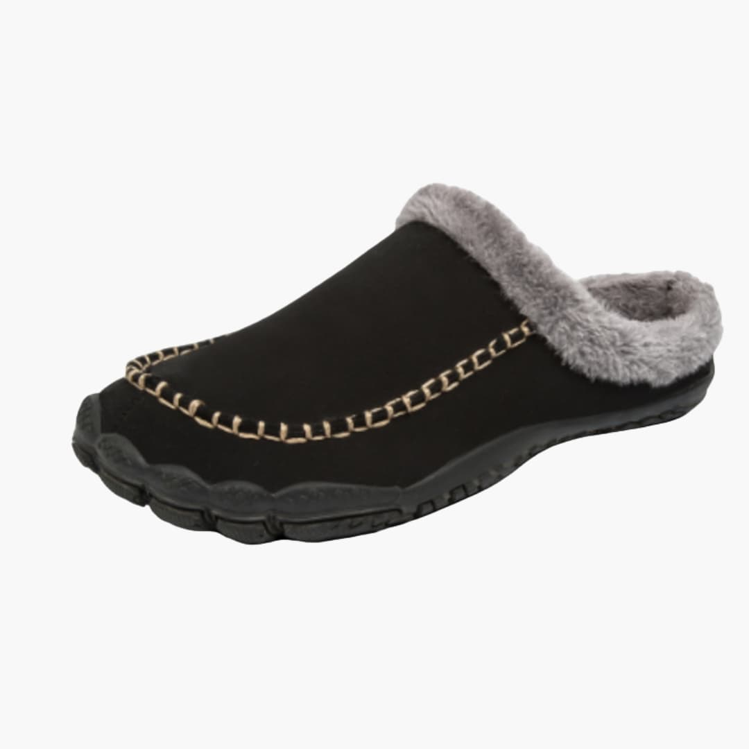 Men's slip-on slippers with non-slip sole, soft fabric interior, closure-free design for home comfort