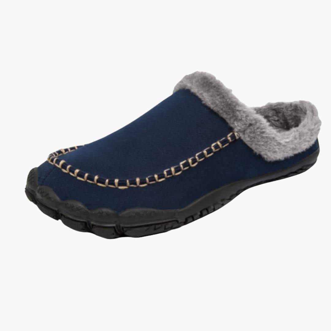 Men's slip-on slippers with non-slip sole, soft fabric interior, closure-free design for home comfort