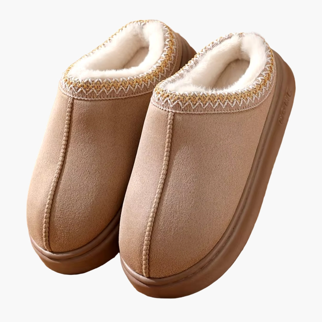Men's winter slip-on slippers, warm soft inner lining, closed upper with decorative edge for indoor comfort