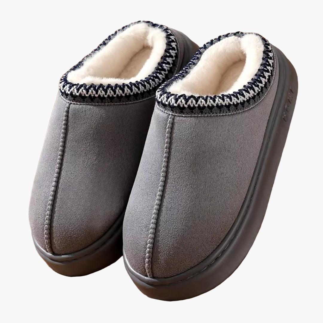 Men's winter slip-on slippers with soft inner lining, closed upper, and decorative edge for indoor comfort