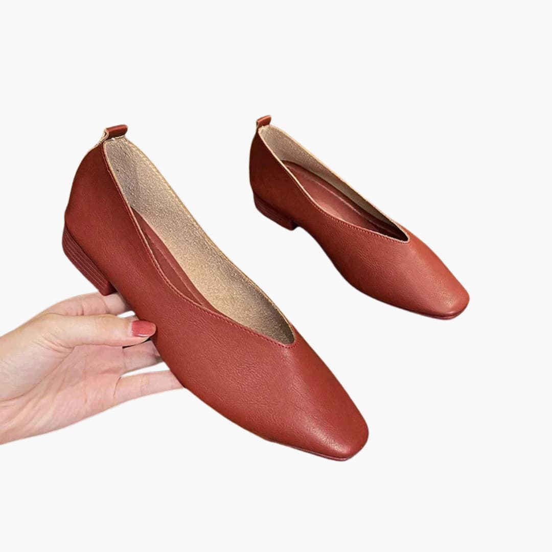 Women's pointed-toe slip-on low heel shoes with smooth upper and streamlined silhouette