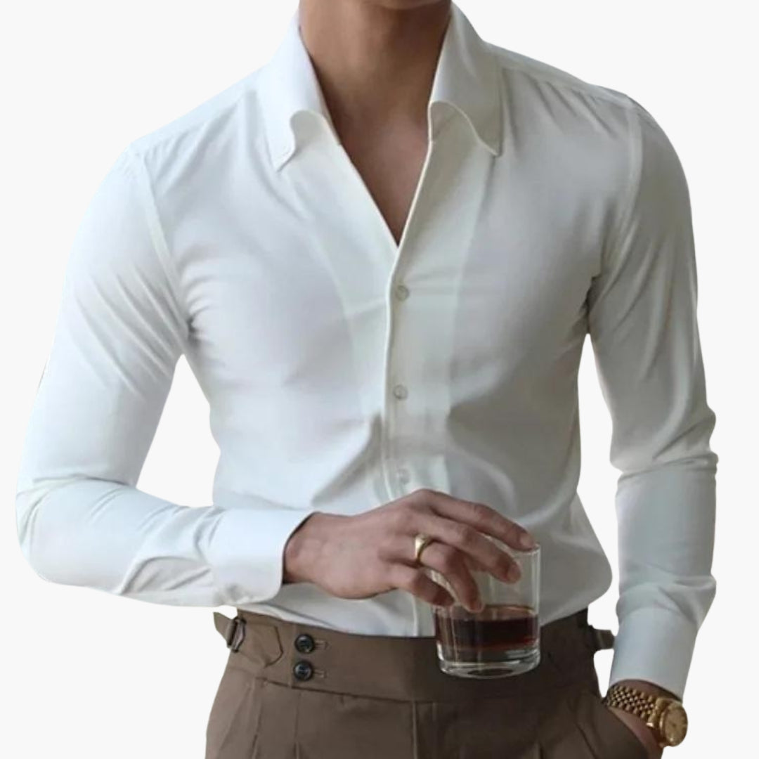 Men's fitted stretch button-up shirt with pointed collar in a versatile everyday polished silhouette