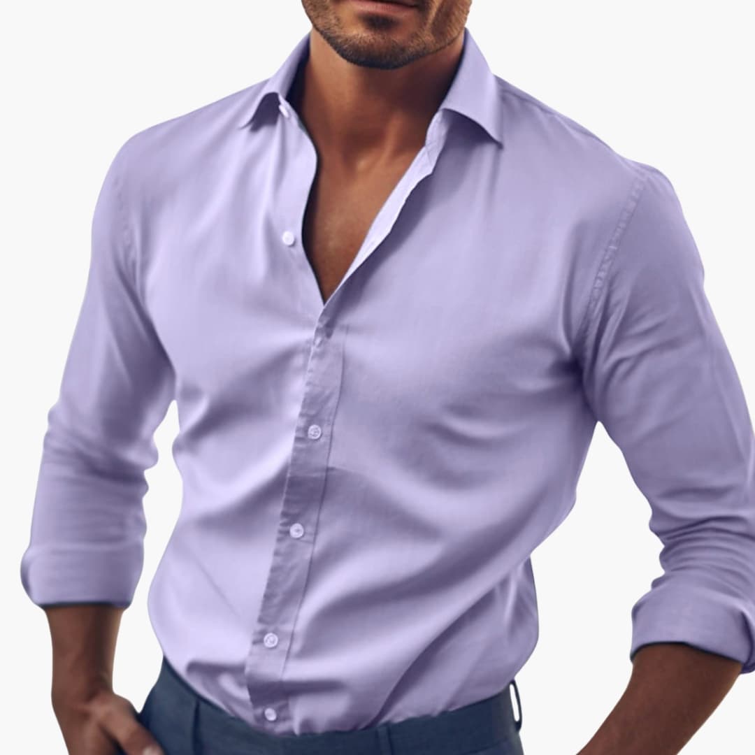 Men's classic-cut long sleeve button-up shirt in smooth woven fabric, minimalist office style