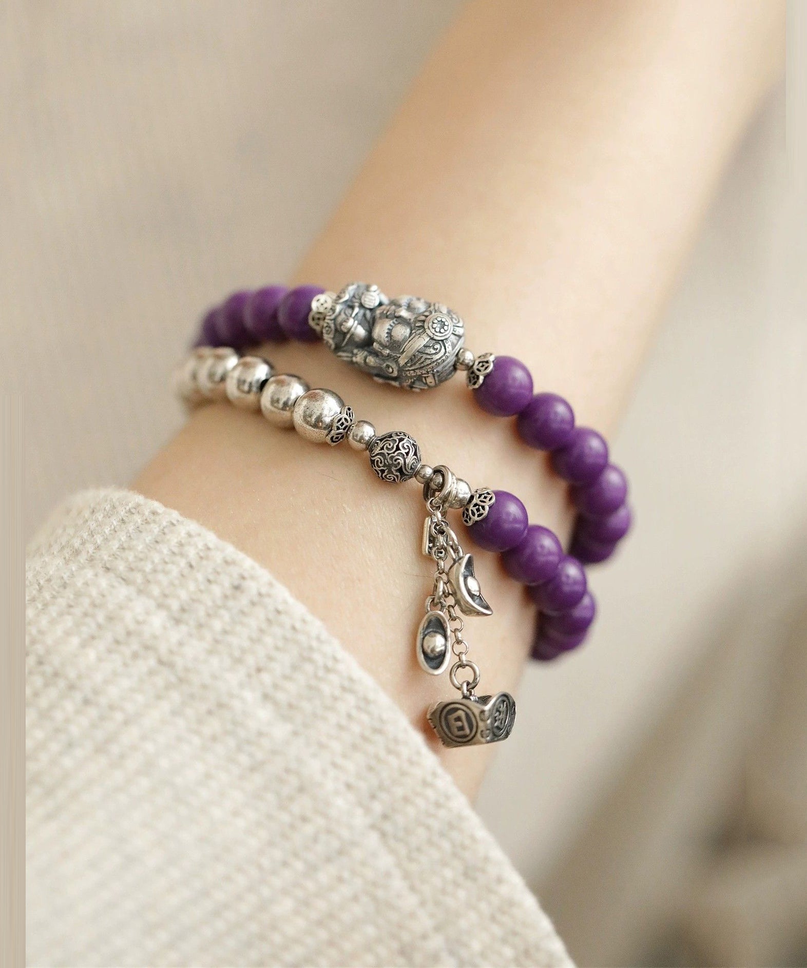 Bracelet à breloques chic en argent sterling colorblock et perles Thriving Business - Urbann-Vibe