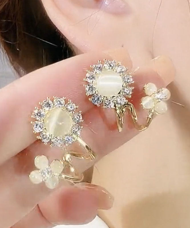 Boucles d'oreilles créoles florales chics en or, cuivre et zircon surdoré, pierre œil de chat - Urbann-Vibe