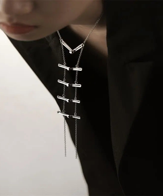Collier lariat en acier inoxydable et soie de style chinois - Urbann-Vibe