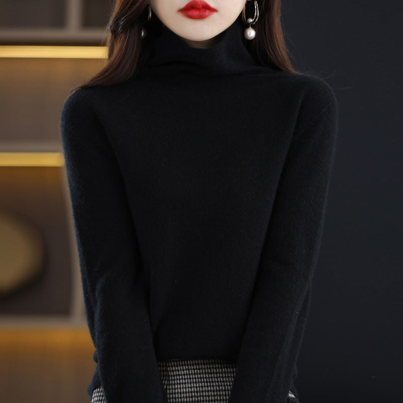 Chloé Montclair ivory wool blend turtleneck sweater with glamorous knit texture for women